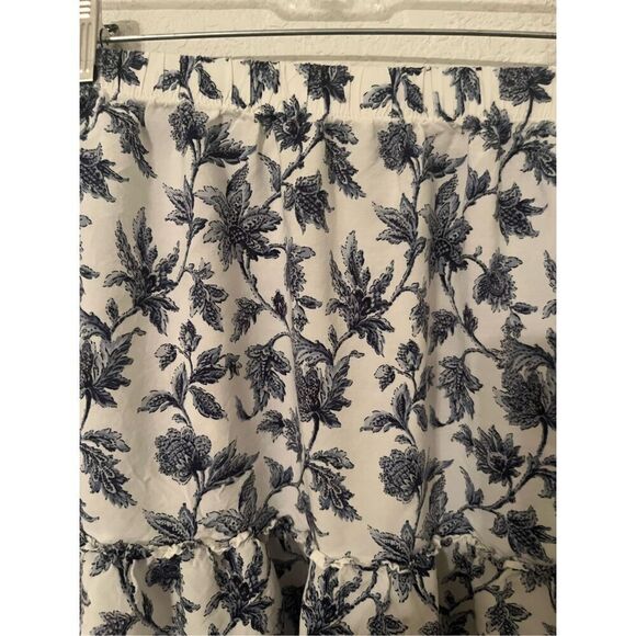 MAX STUDIO Floral Tiered Skirt In Ecru/denim Chintzy - Picture 3 of 5